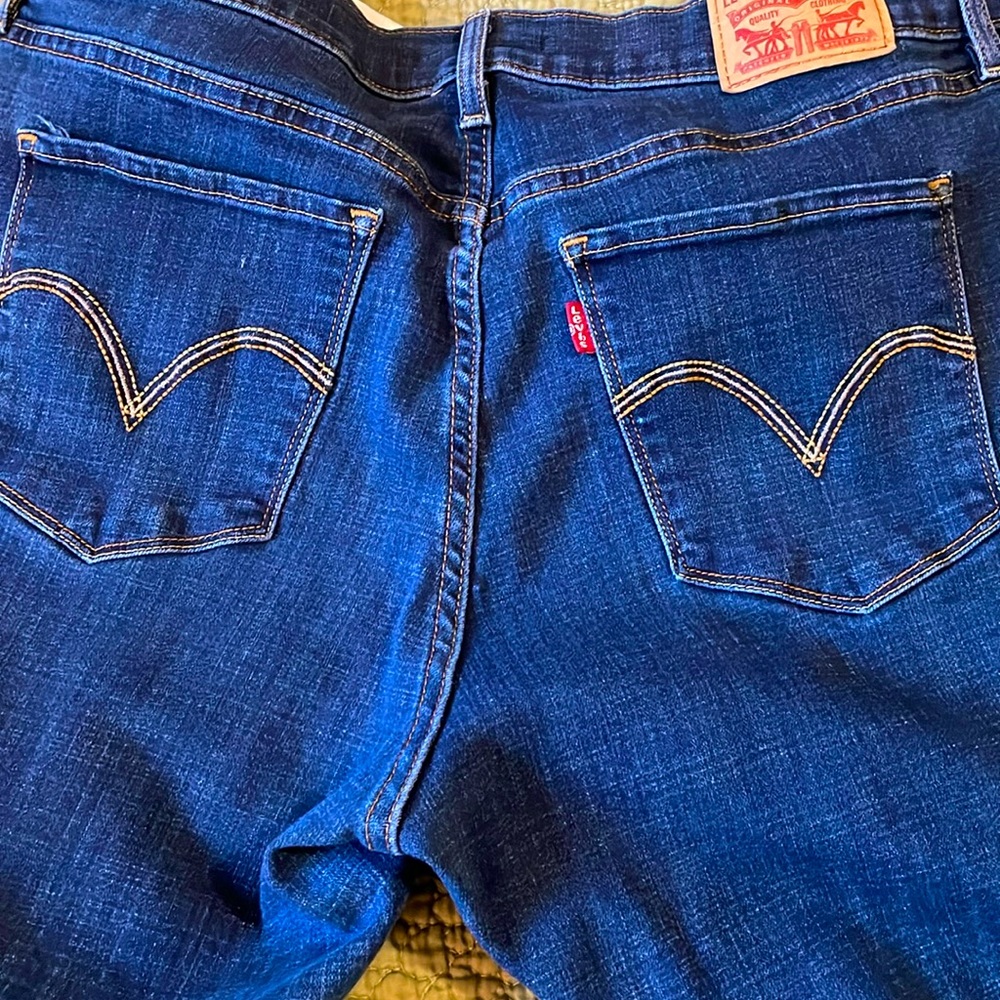 Levi’s Women’s Classic Bootcut Jeans Size 12 Length 29”